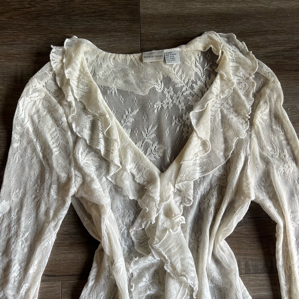 Newport News Cream Lace Ruffle Blouse - Picture 6 of 8